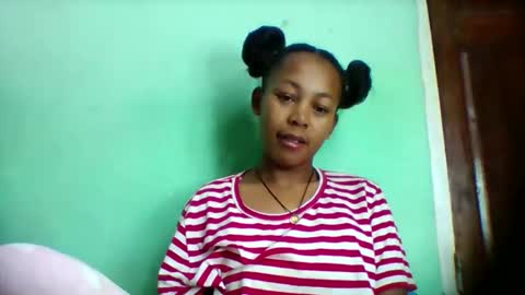 sandra1253099 online show from May 17, 2026, 5:49 am