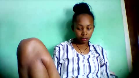 sandra1253099 online show from May 20, 2026, 6:52 am