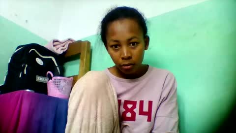 Snapshot of sandra1253099 chatting on July 6, 2026, 6:10 am sandra1253099 online show from July 6, 2026, 6:10 am