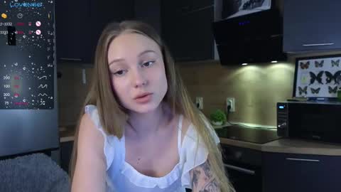 Snapshot of sandra_buika chatting on February 23, 2025, 4:02 pm Sandra      Lillys Page    online show from February 23, 2025, 4:02 pm