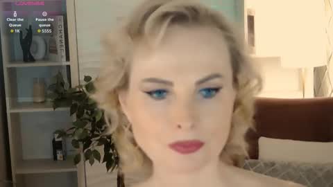 Snapshot of sandra_kind chatting on March 7, 2026, 5:48 am Sandra online show from March 7, 2026, 5:48 am