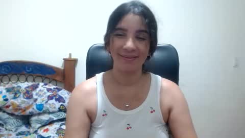 Snapshot of sandra_rosse chatting on June 10, 2026, 8:35 am sandra_rosse online show from June 10, 2026, 8:35 am