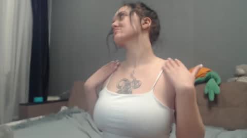 sandra_smith3007 online show from March 10, 2025, 1:12 am