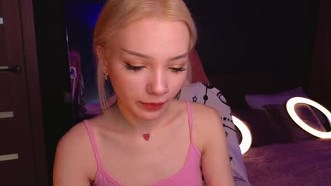 Sandy  online show from January 20, 2025, 1:18 am