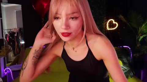 Sandy  online show from March 2, 2025, 8:16 am