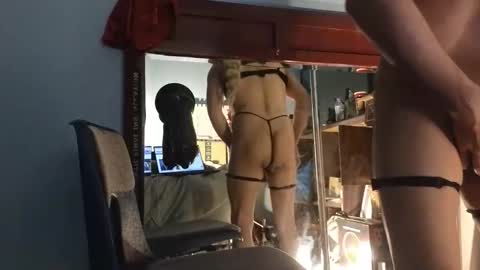 Sandra online show from April 29, 2026, 8:07 am