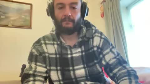 Snapshot of sandroanderson chatting on September 28, 2025, 10:31 am Sandro Andersom online show from September 28, 2025, 10:31 am