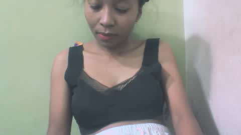 sandy735579 online show from March 15, 2026, 6:08 am