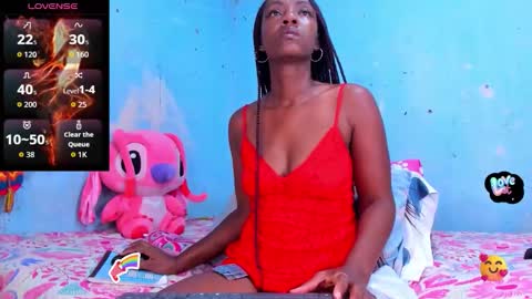 Snapshot of sandy_hearts chatting on November 19, 2025, 12:10 am sandy online show from November 19, 2025, 12:10 am