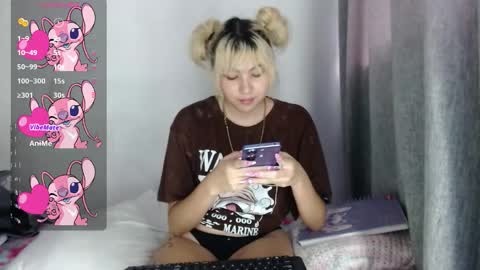 Snapshot of sandy_straw chatting on October 26, 2025, 7:53 pm sandy_straw online show from October 26, 2025, 7:53 pm