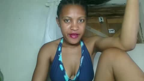 sanelie09 online show from November 12, 2025, 9:21 am