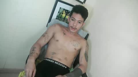 Snapshot of sangre_adamusxxx chatting on May 6, 2026, 11:21 pm sangre_adamusxxx online show from May 6, 2026, 11:21 pm