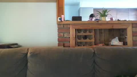 sanroom online show from March 6, 2025, 3:56 pm