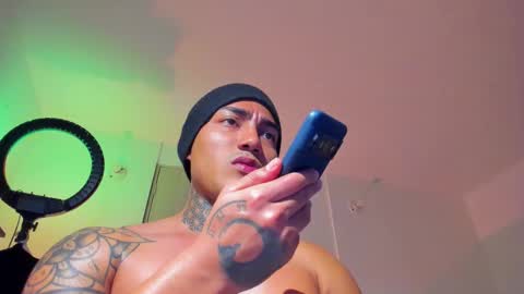 Snapshot of santi__ferrer chatting on February 11, 2026, 12:04 am Santi Ferrer online show from February 11, 2026, 12:04 am