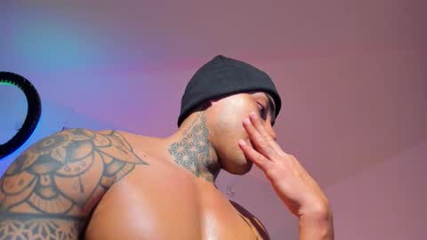 Snapshot of santi__ferrer chatting on February 21, 2026, 4:02 am Santi Ferrer online show from February 21, 2026, 4:02 am