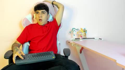 SantiAbader online show from December 19, 2025, 10:06 pm