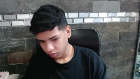 santi online show from November 10, 2025, 2:38 pm