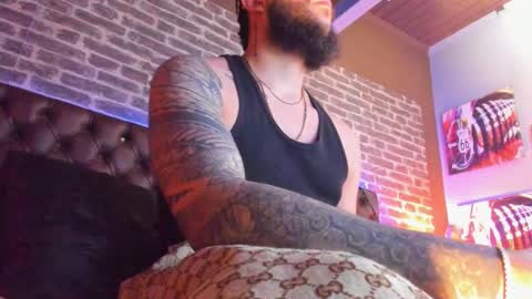 Santiago Hincapiie online show from March 12, 2026, 8:59 pm