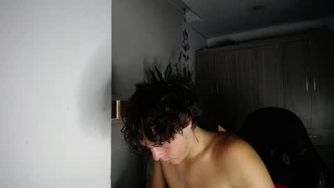 Snapshot of santii_rose chatting on January 13, 2025, 1:45 am Santii online show from January 13, 2025, 1:45 am