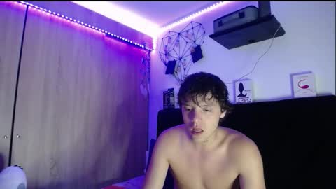 Santii online show from January 12, 2026, 10:37 pm