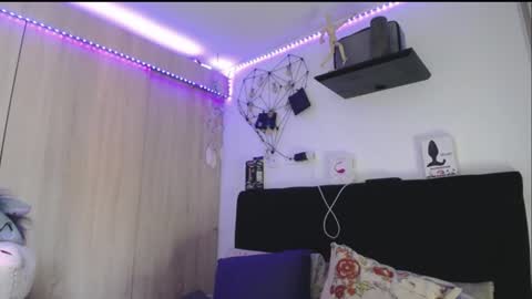Snapshot of santii_rose chatting on July 18, 2026, 7:06 pm Santii online show from July 18, 2026, 7:06 pm