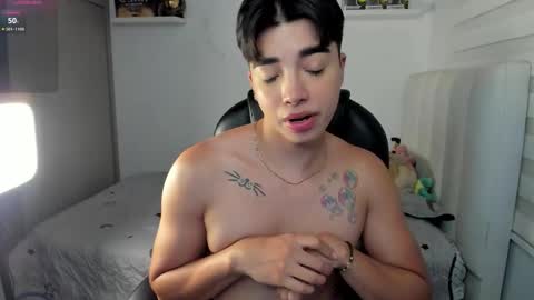 Mr. Santiago online show from November 20, 2025, 1:33 pm