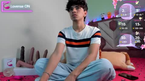 Santiago Carrington online show from September 27, 2025, 11:59 am