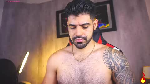 Snapshot of santy_king25 chatting on April 18, 2026, 9:02 am santiago online show from April 18, 2026, 9:02 am