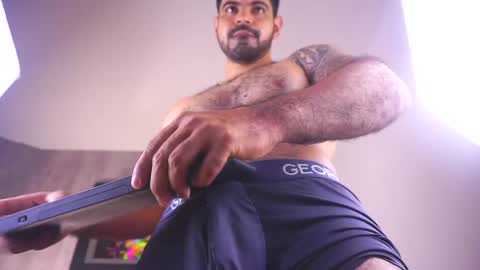 Snapshot of santy_king25 chatting on April 27, 2026, 2:48 pm santiago online show from April 27, 2026, 2:48 pm