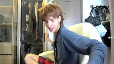 Snapshot of santy_kitty chatting on January 25, 2025, 1:10 am kitty online show from January 25, 2025, 1:10 am