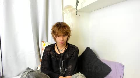 Snapshot of santy_kitty chatting on February 20, 2025, 3:34 am kitty online show from February 20, 2025, 3:34 am