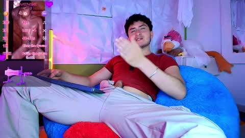 Santyago online show from October 31, 2025, 7:04 pm