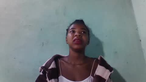 Snapshot of sanyah0123 chatting on November 17, 2025, 4:07 am sanyah0123 online show from November 17, 2025, 4:07 am