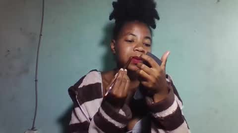 sanyah0123 online show from December 17, 2025, 3:45 am