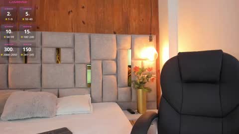 Saori  online show from October 3, 2025, 12:02 pm