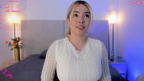 Snapshot of saori_newman chatting on April 18, 2026, 11:58 am Saori online show from April 18, 2026, 11:58 am