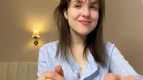 Anny online show from February 14, 2026, 10:39 pm