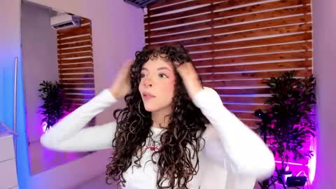 Valerin online show from April 1, 2026, 1:39 am