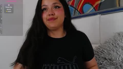 Sara Campur online show from November 25, 2025, 4:18 pm