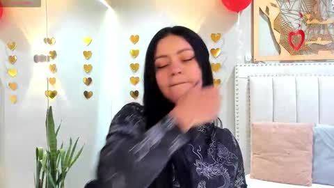 Snapshot of sara__michell chatting on February 15, 2026, 12:03 pm online show from February 15, 2026, 12:03 pm