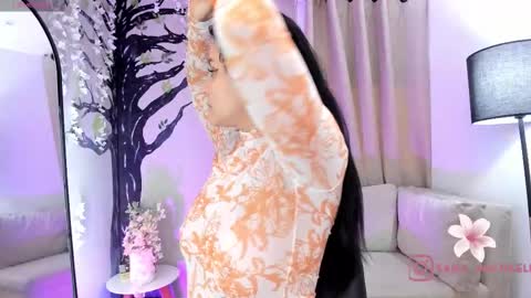 Snapshot of sara__michell chatting on February 17, 2026, 12:01 pm online show from February 17, 2026, 12:01 pm