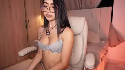 Snapshot of sara_albrecht chatting on July 5, 2026, 12:28 am Sara online show from July 5, 2026, 12:28 am