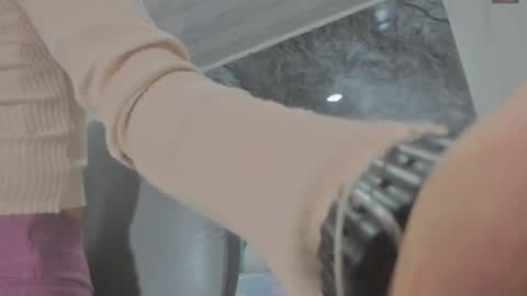 sara allenx online show from February 11, 2025, 11:43 am