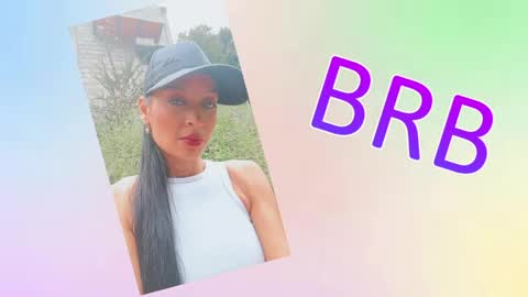 Snapshot of sara_carmona chatting on June 5, 2026, 12:33 pm SARA online show from June 5, 2026, 12:33 pm