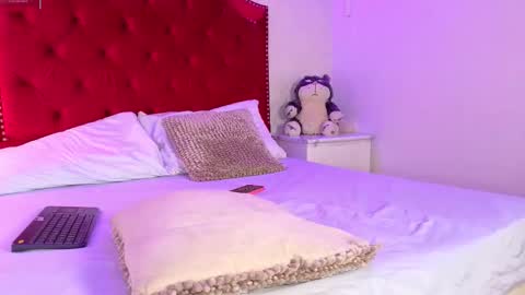  SARA online show from November 15, 2025, 11:40 am