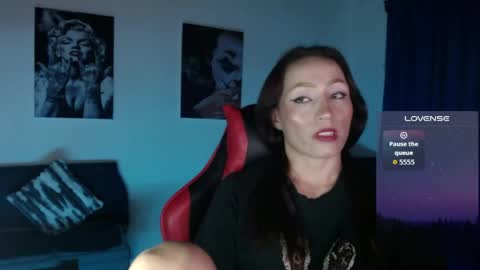 Sara online show from May 17, 2026, 4:10 am