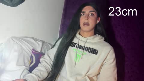 sara_hunter12 online show from November 20, 2025, 10:48 am