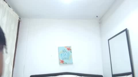 Snapshot of sara_marks chatting on April 18, 2026, 11:36 am S A R A online show from April 18, 2026, 11:36 am