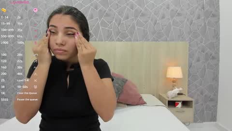 Snapshot of sara_melo chatting on September 12, 2025, 11:32 am Sara online show from September 12, 2025, 11:32 am