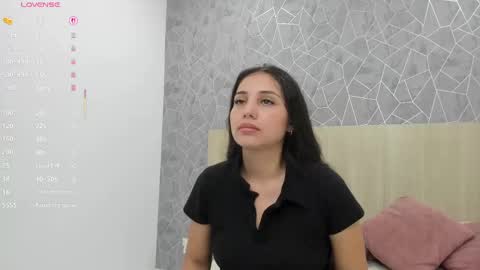 Snapshot of sara_melo chatting on October 4, 2025, 11:41 am Sara online show from October 4, 2025, 11:41 am